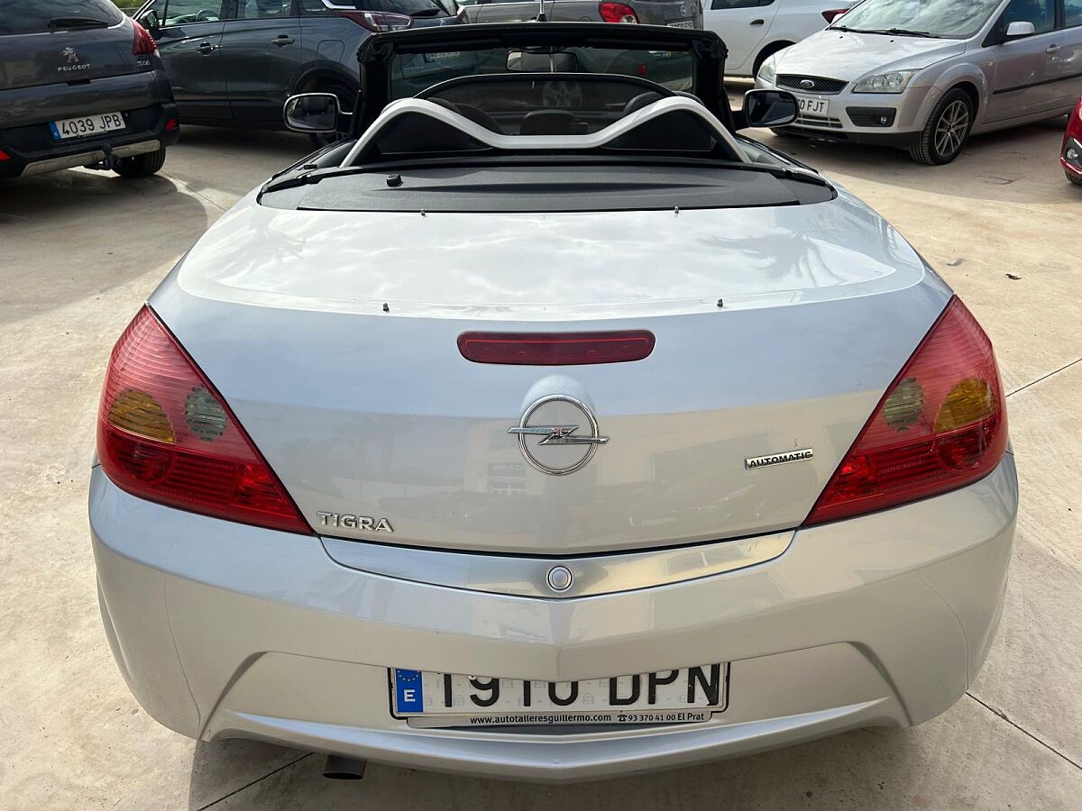 OPEL TIGRA COSMO CONVERTIBLE 1.4 AUTO SPANISH LHD IN SPAIN ONLY 45000 MILES 2005